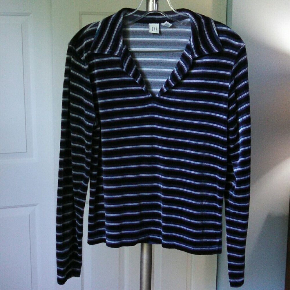 Women's Vintage Y2K Gap Long Sleeve Velour Top